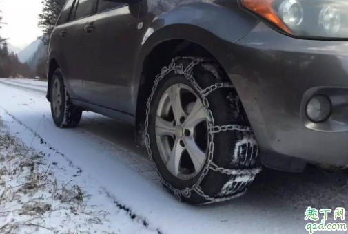 汽车防滑链伤轮胎吗 冬天用雪地胎还是防滑链