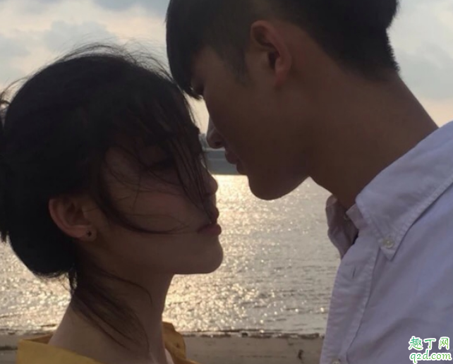 为什么男生都喜欢肢体接触 男的为什么会忍不住想那个