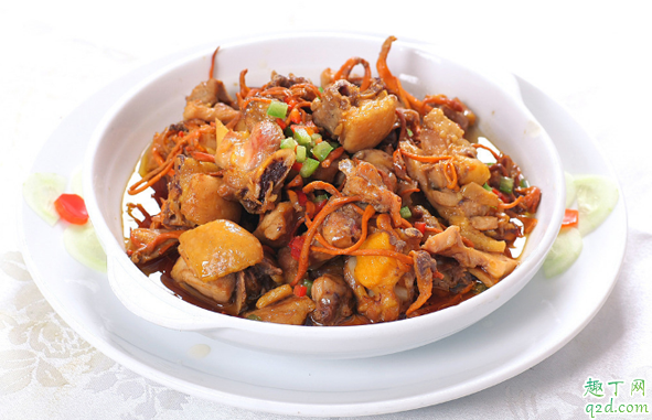 蒸鸡用什么鸡比较好 蒸鸡用公鸡还是母鸡好