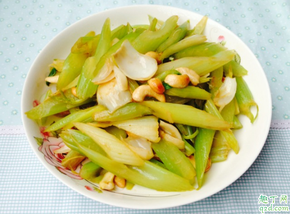 炒芹菜要不要放糖 炒芹菜为什么放糖