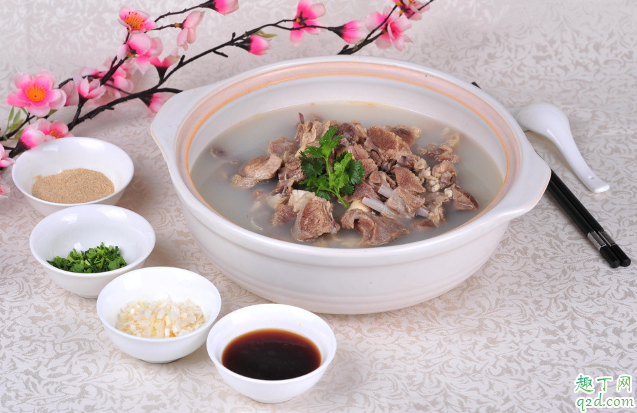清炖羊肉怎么去膻腥味 清炖羊肉有膻腥味怎么办