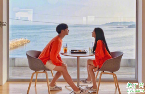 为什么女生喜欢咬男朋友肩膀 为什么女朋友喜欢掐男朋友