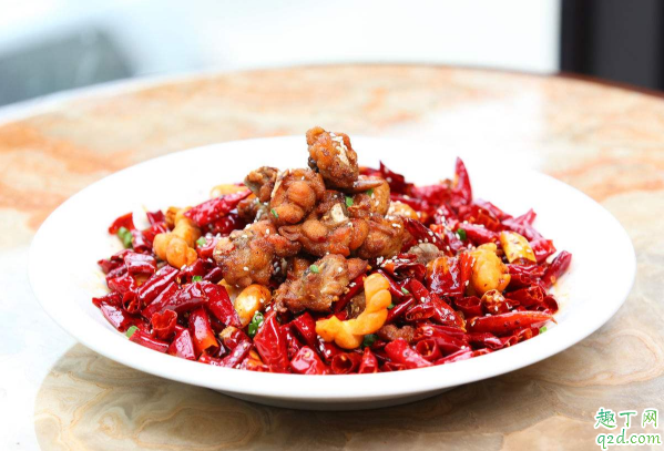 辣子鸡用大火还是小火炸 炸辣子鸡用什么火候好