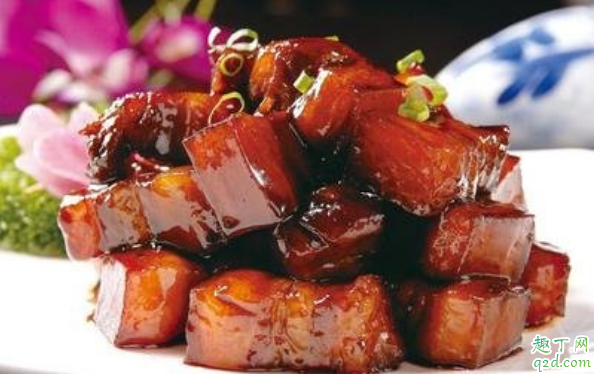 做红烧肉的五花肉要去皮吗 红烧肉要把猪皮去掉吗