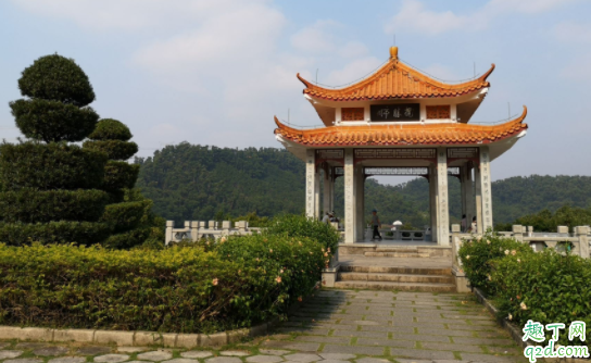 深圳仙湖植物园能求护身符吗 深圳仙湖植物园可以放生吗