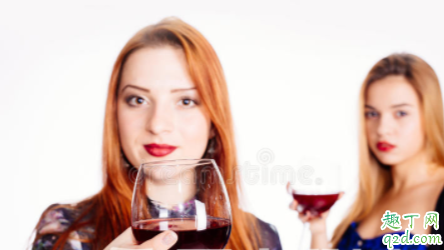 普通员工如何给领导敬酒 给领导敬酒要注意什么