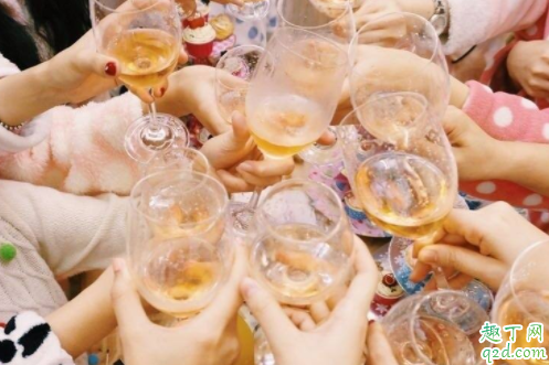 吃头孢吃海鲜没事吧 吃头孢能吃料酒做的食物吗