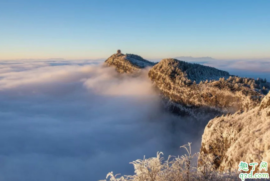 峨眉山旅游大巴一般是什么时候 上峨眉山在哪里坐大巴