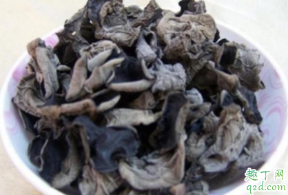 木耳潮了应该怎么办 怎么辨别木耳是否潮了
