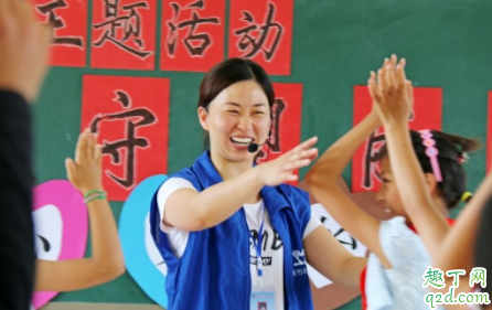 外地打拼把孩子留在老家好吗 孩子留给老人带有什么弊端