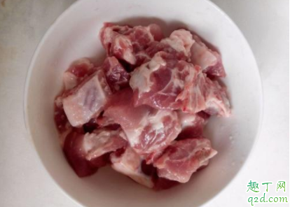 糖醋排骨怎么选排骨 排骨怎么泡出血水