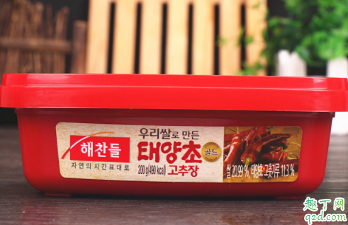 韩国辣椒酱过期了还能吃吗 韩国辣椒酱哪个牌子好吃不辣