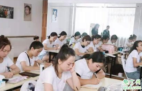 学校强制网课违规吗 如何评价学校延迟开学开网课