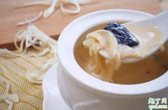 牛奶炖花胶牛奶先放还是后放 牛奶炖花胶用什么牛奶好