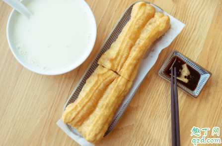 油条凉了怎么热变酥脆 油条怎么用微波炉加热