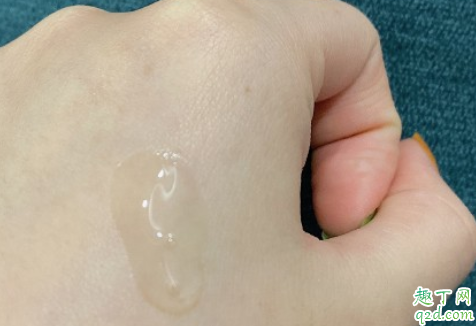 CNP蜂胶精华怎么样 CNP蜂胶精华使用测评