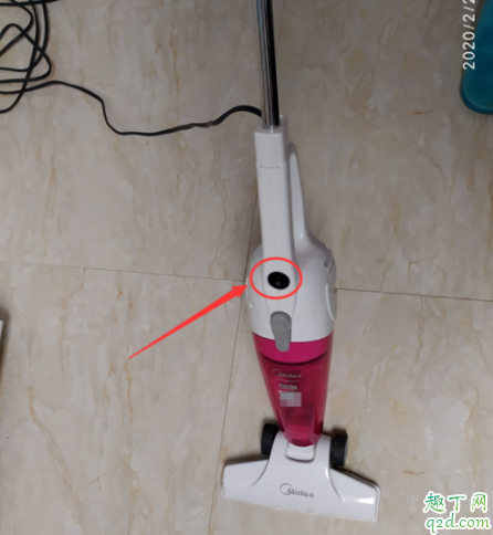 美的吸尘器不吸了怎么办 美的吸尘器怎么打开清理