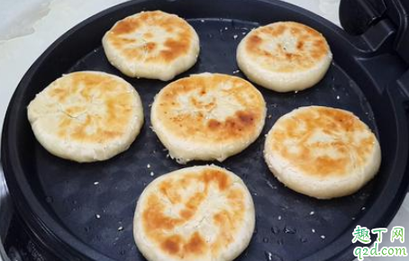 做烧饼用半发面这个面怎么和的啊 发面可以做烧饼吗