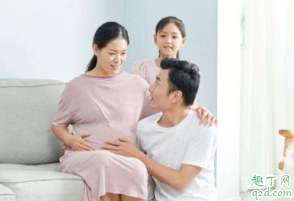 妈妈喂奶要注意什么 添加辅食后喂奶要注意什么