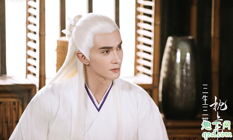 三生三世枕上书东华哪集剖心为证 东华为什么要挖心制成琉璃戒
