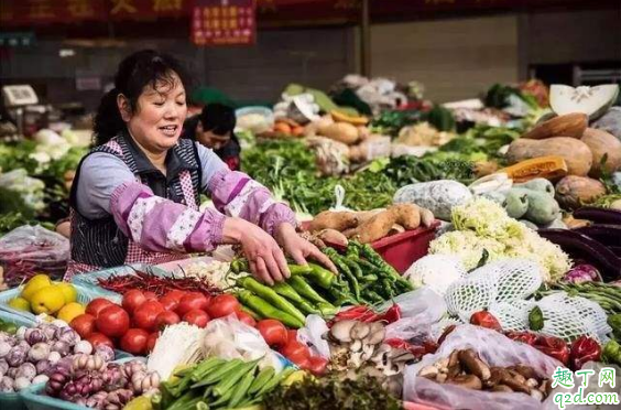 疫情期间买回来的菜可以直接放冰箱吗 疫情期间买回来的菜能生吃吗