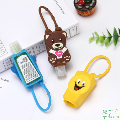 免洗洗手液用完要冲水吗 免洗洗手液还要洗手吗