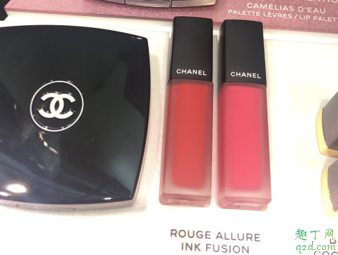 chanel唇釉新色830什么颜色 chanel哑光唇釉830试色