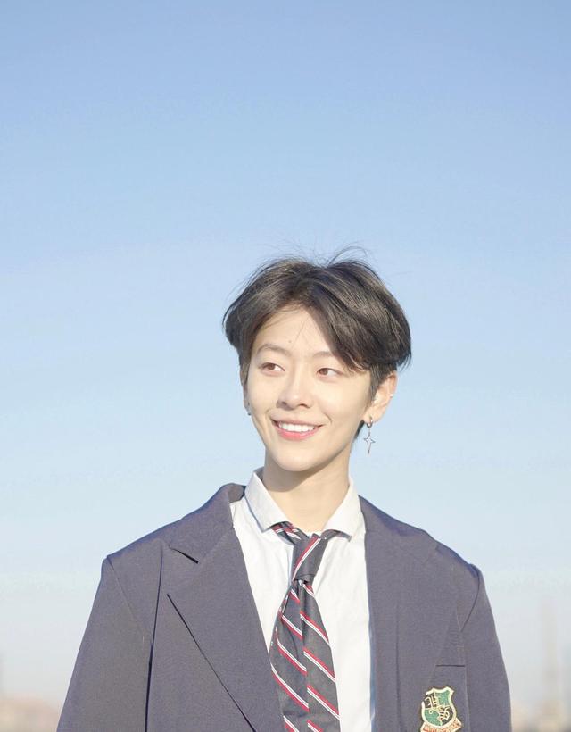 创造营2020刘梦壁纸高清 创造营2020刘梦手机壁纸无水印