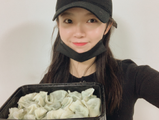 青春有你2周梓倩壁纸无水印 青春有你2周梓倩个人资料