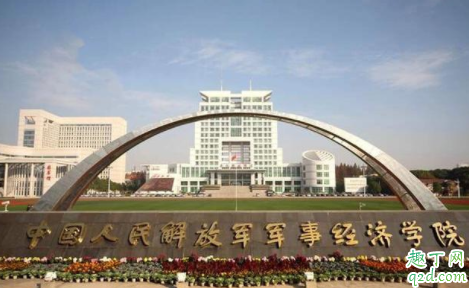女生考军校的多吗 女生考军校有哪些学校