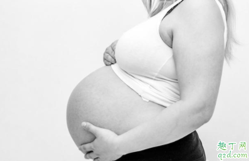 母乳不够吃宝宝能喝乳铁蛋白吗 母乳很少还有必要喂吗