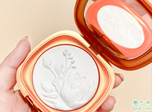 kiko2020春季限定蜜粉饼好用吗 kiko蜜粉饼tuscan sunshine值得入手吗