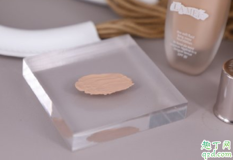 LA MER鎏光焕变粉底液好用吗 LA MER鎏光焕变粉底液使用测评