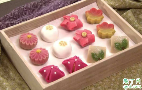 大福外面的粉是什么 大福是和果子吗