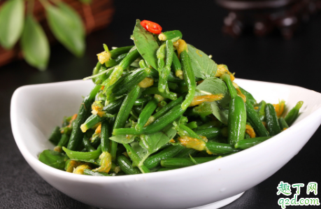 荆芥能否晒干食用 荆芥一天吃多少合适