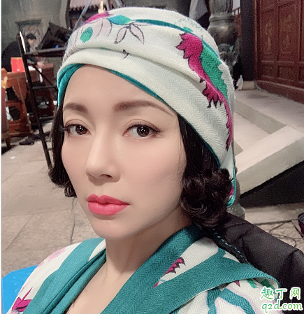 鬓边不是海棠红程美心喜欢曹贵修吗 程美心曹贵修结局在一起没