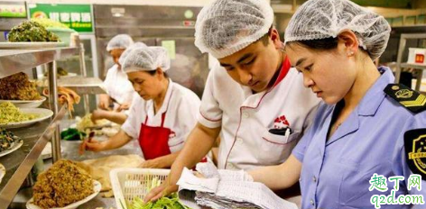 锦屏中学高考事件经过 锦屏中学食物中毒影响开学吗
