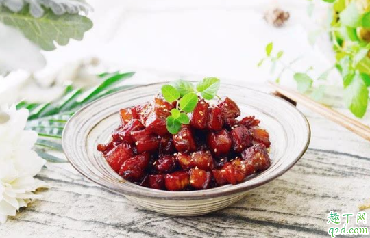 做红烧肉中途水不够了怎么办 做红烧肉中途可以加水吗