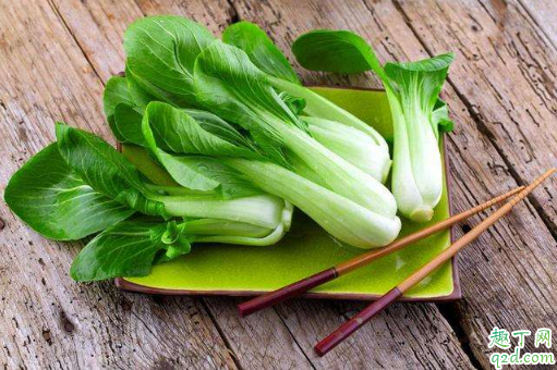 青菜焯水后要过凉水吗 过水的青菜还须用凉水浸泡吗