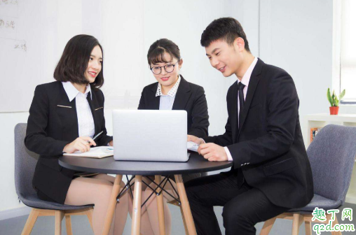 为什么hr说加我一直不加 为什么网上找工作都要加微信