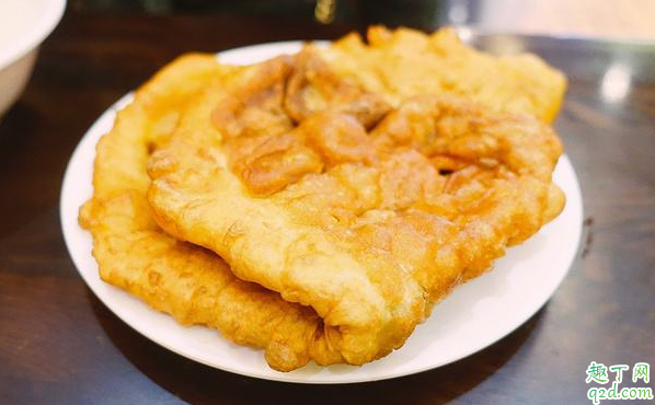 炸油饼用高筋面粉好还是低筋面粉好 炸油饼用什么面粉好