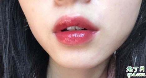 阿玛尼新品水光唇釉503什么颜色 阿玛尼漆光唇釉黑管503口红试色