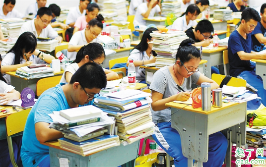 2020年高考分数线是多少分 2020年高考分数线预测
