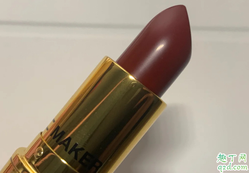MAC2020金色子弹头MAINEDCM什么颜色 MAC2020金管mainedcm口红试色