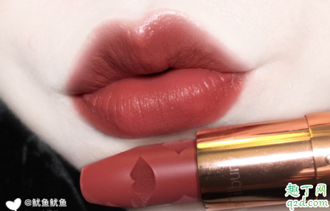 Charlotte Tilbury新色mrs kisses什么颜色 CT限定mrs kisses口红试色