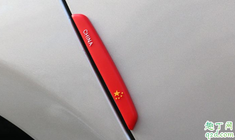 车门防撞条会腐蚀车漆吗 汽车防撞贴到底有没有用