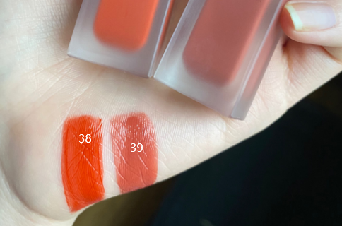 ysl新色金盖哑光唇釉38上嘴试色，不挑皮的胡萝卜色必入！
