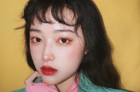打女朋友的屁股算家暴吗？别担心，这属于打情骂俏范畴！