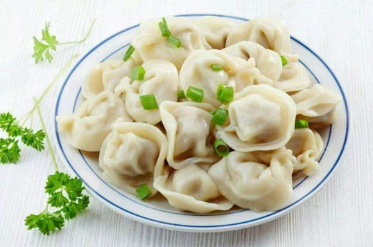 速冻饺子和手工饺子为什么味道差那么多?看了你就懂了！