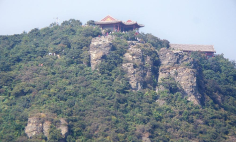 北京香炉峰能看到全北京吗？一览众山小就是这个感觉！